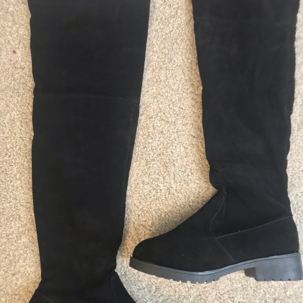 🛑AT COST! Vegan Suede Black Flat Knee Velvet Boots Slip On lined Boots - Picture 7 of 9